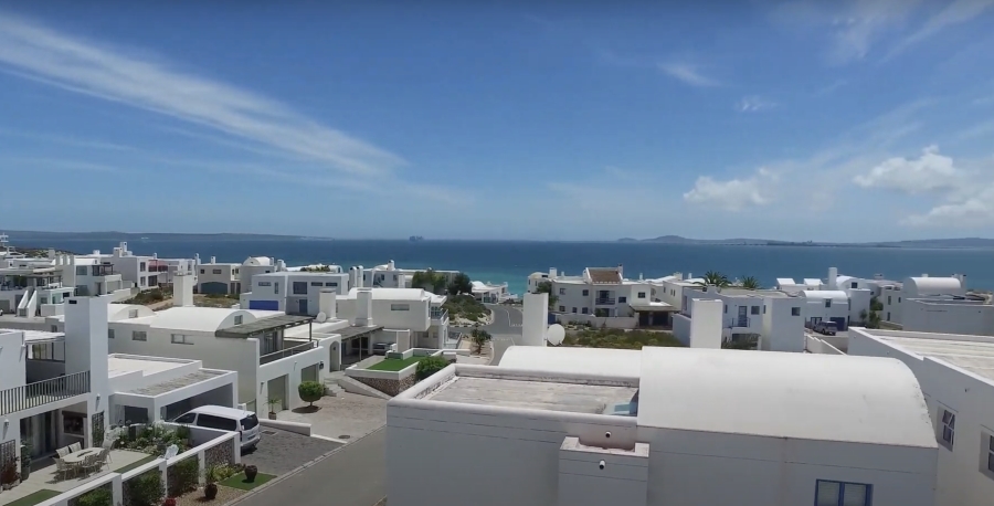 4 Bedroom Property for Sale in Paradise Beach Western Cape